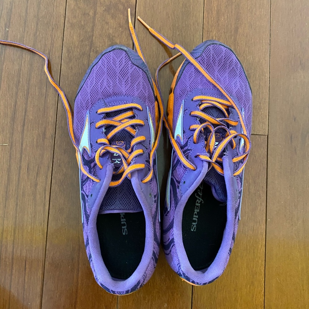 Mizuno running shoes